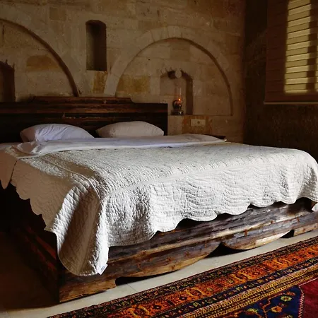 Отель Family Cave