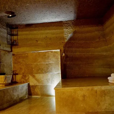 Family Cave Отель