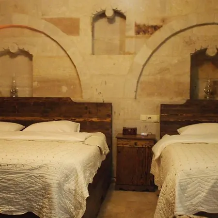 Отель Family Cave 3*