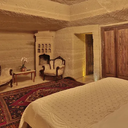 Family Cave فندق