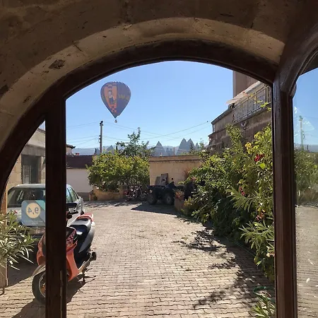 Family Cave Гореме