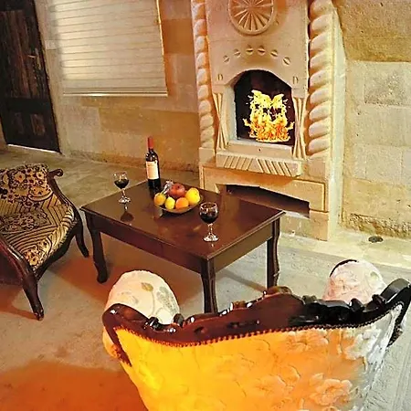 Family Cave Hotel