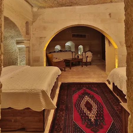 Family Cave Гореме