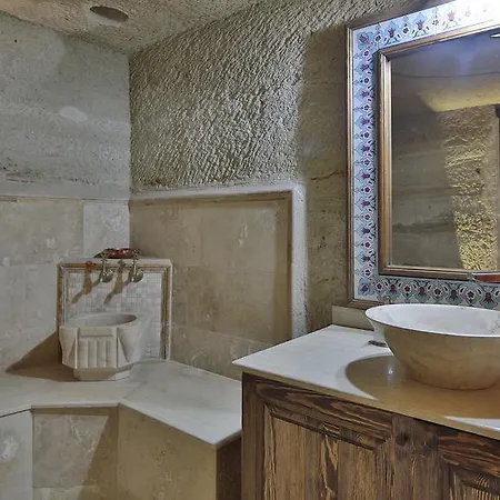 Family Cave Гореме