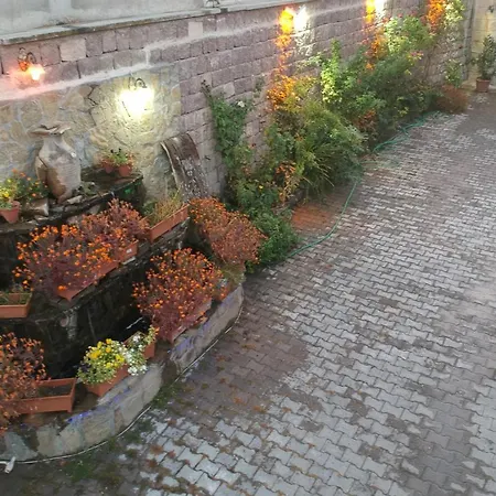 Family Cave Отель