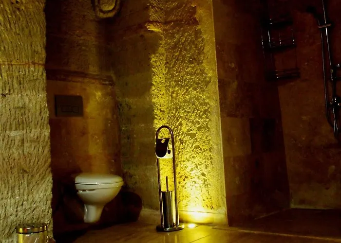 Family Cave Hotel 3*