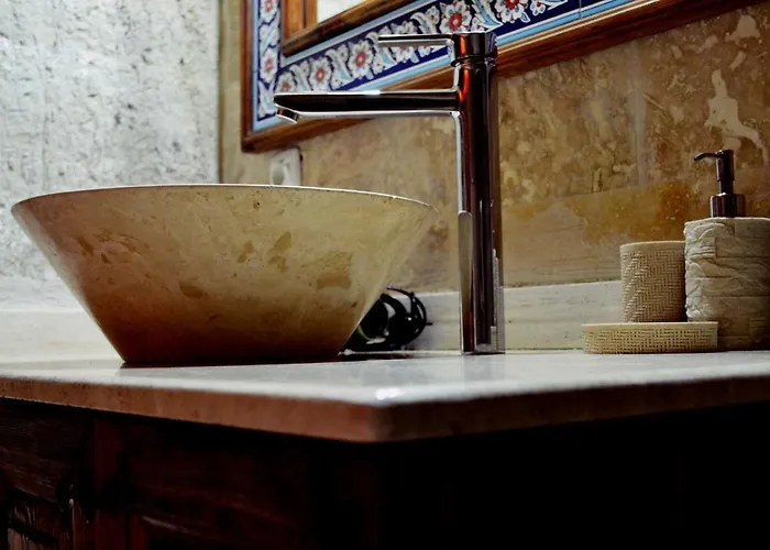 家庭洞穴套房酒店