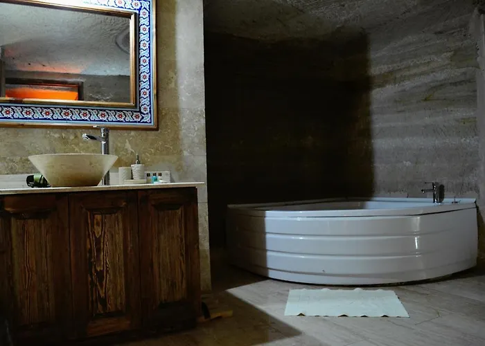 家庭洞穴套房酒店