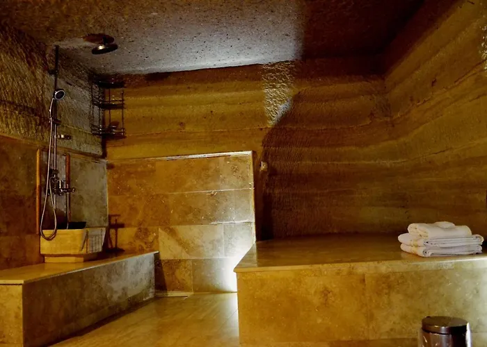 家庭洞穴套房酒店 酒店