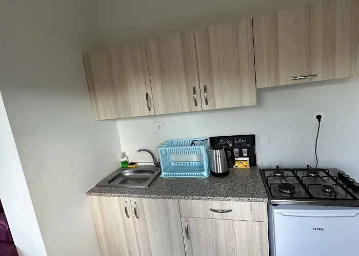 酒店 家庭洞穴套房酒店 3*