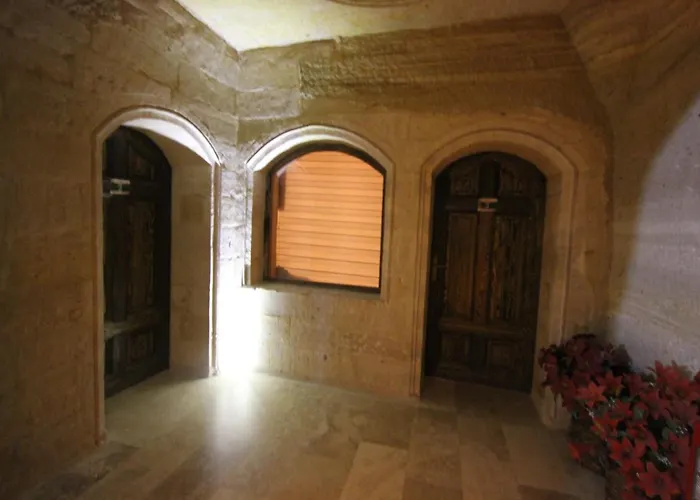 酒店 家庭洞穴套房酒店