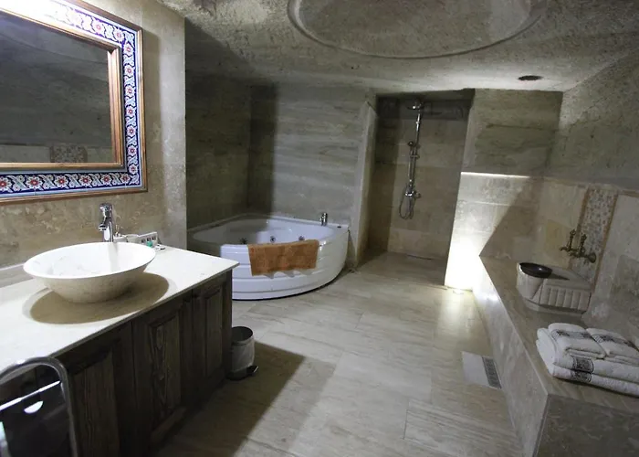 家庭洞穴套房酒店