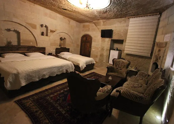 Hotel Family Cave 3*